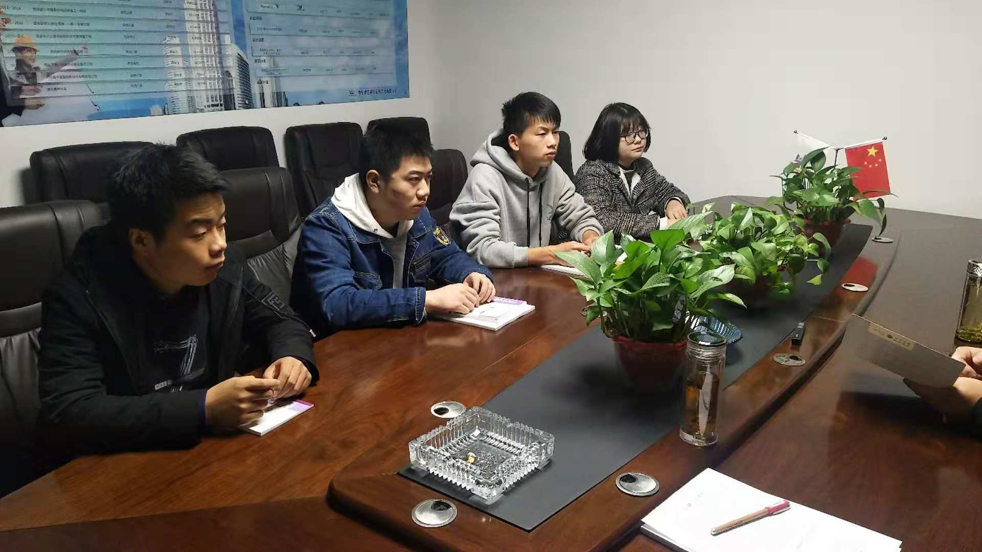 1553915463341808.jpg 474297265412068569.jpg